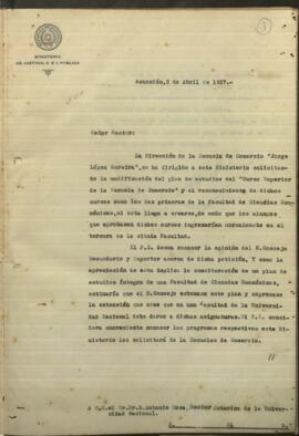 Notas varias del Ministerio de Justicia Culto e Instrucción Pública correspondiente a los meses abril, mayo y junio del año 1927.